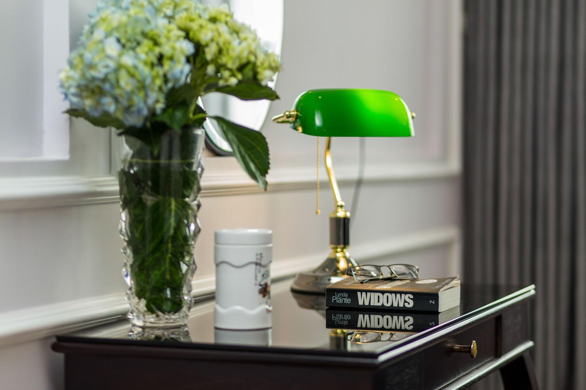 S Central Hotel And Spa Hanoi Bagian luar foto