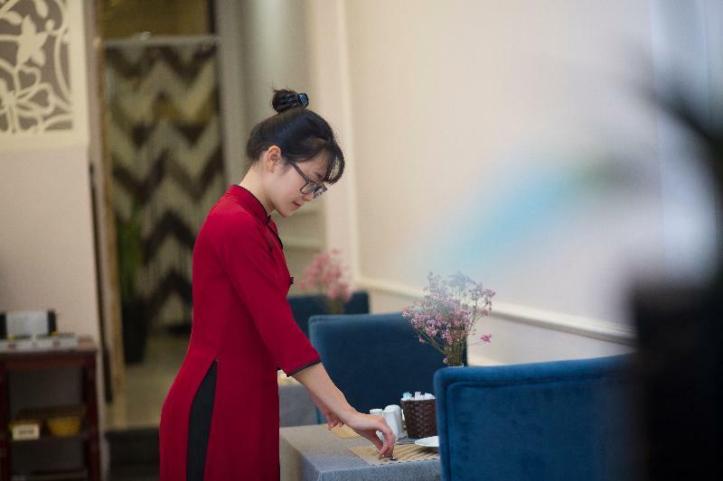 S Central Hotel And Spa Hanoi Bagian luar foto